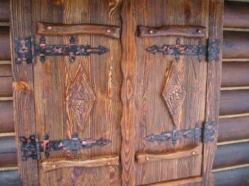 Двери входные деревянные для бани своими руками из дерева под старину