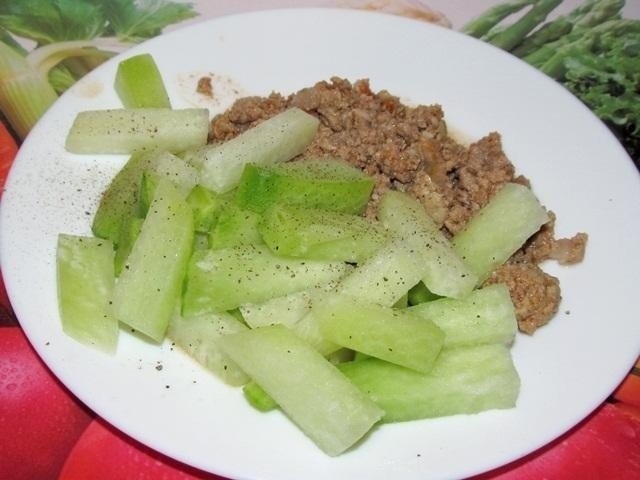 Салат картошка с рыбой и луком