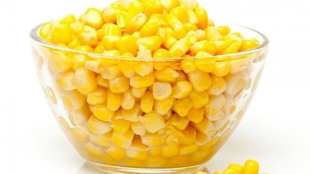 Салат из сладкой кукурузы: множество рецептов, ингредиенты и советы по приготовлению